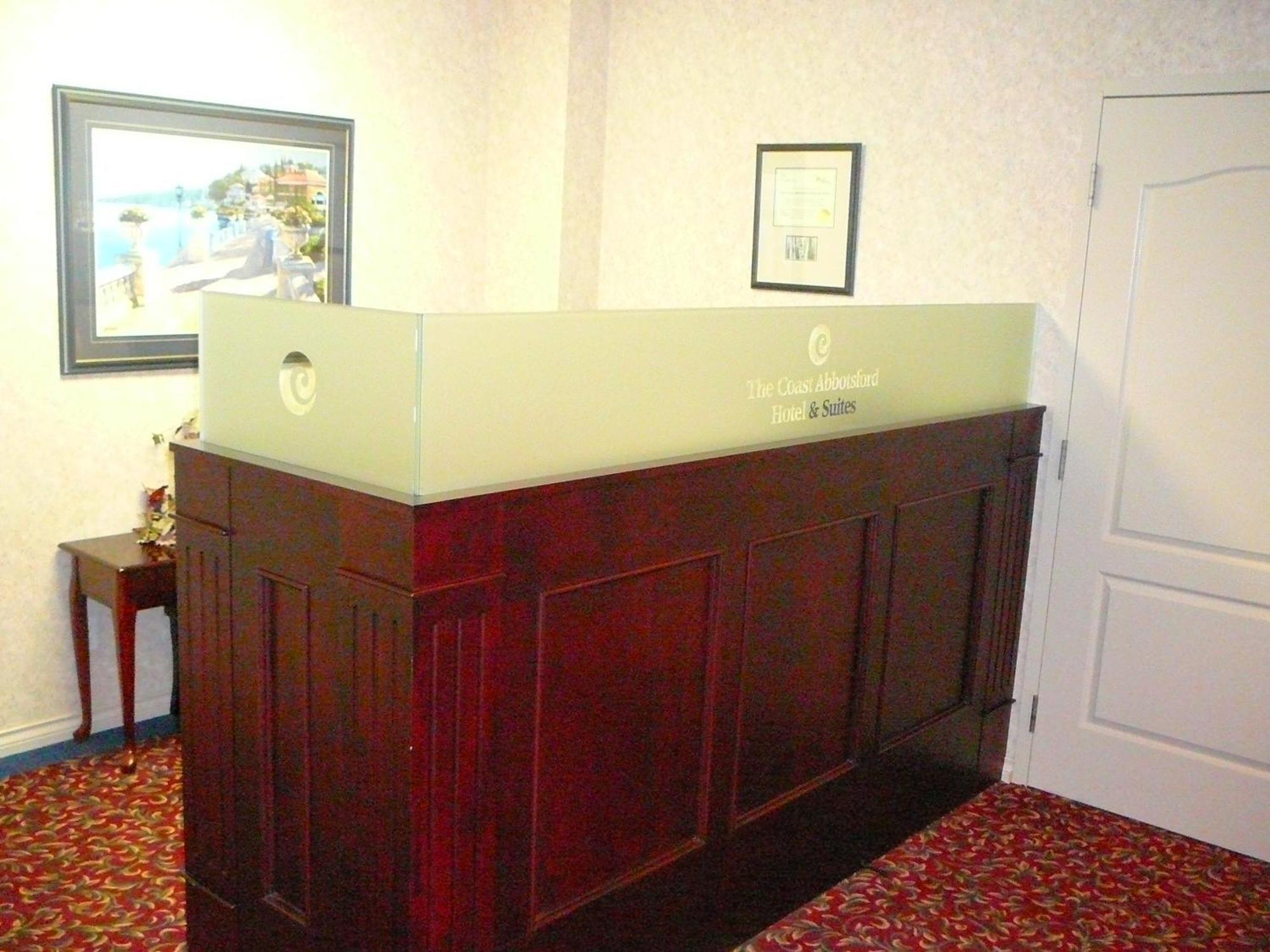 Coast Abbotsford Hotel & Suites Екстер'єр фото